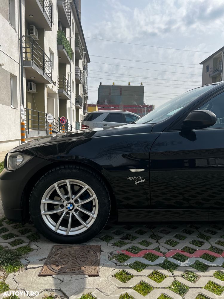 BMW Seria 3 - 12