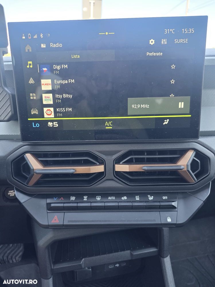 Dacia Duster HEV 140 Extreme - 32
