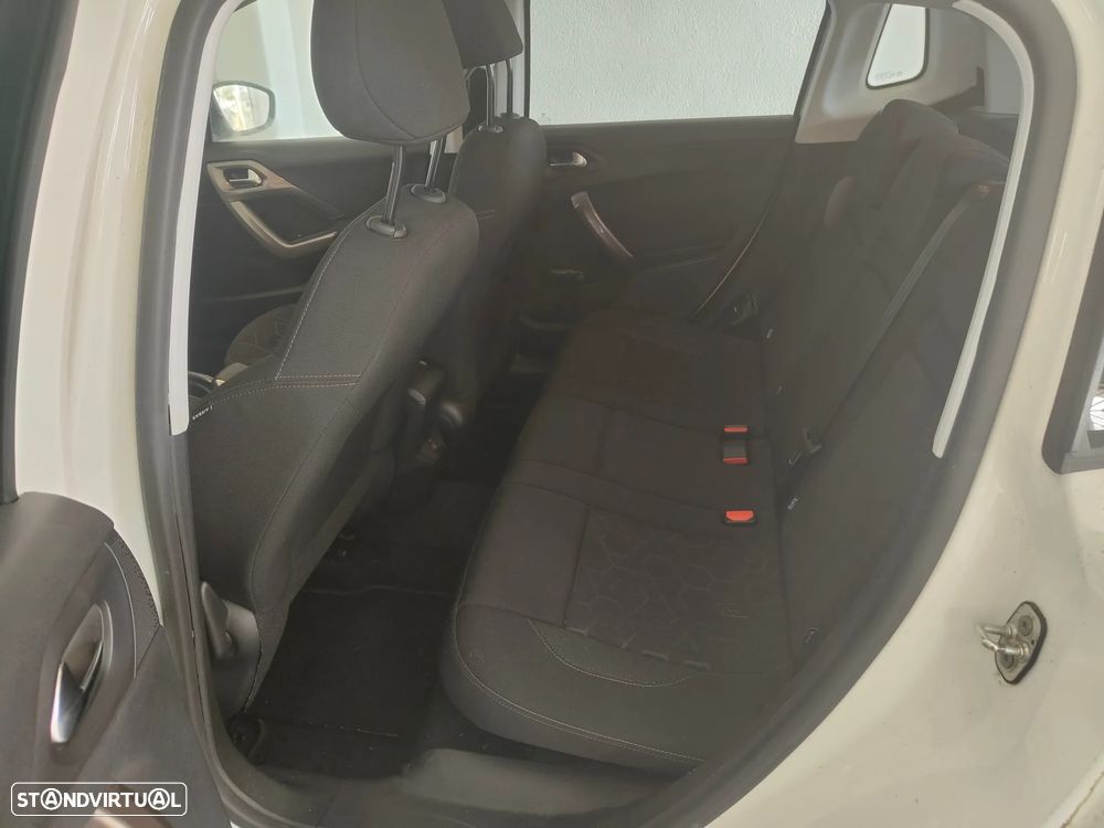 Peugeot 2008 PureTech 82 Style - 11