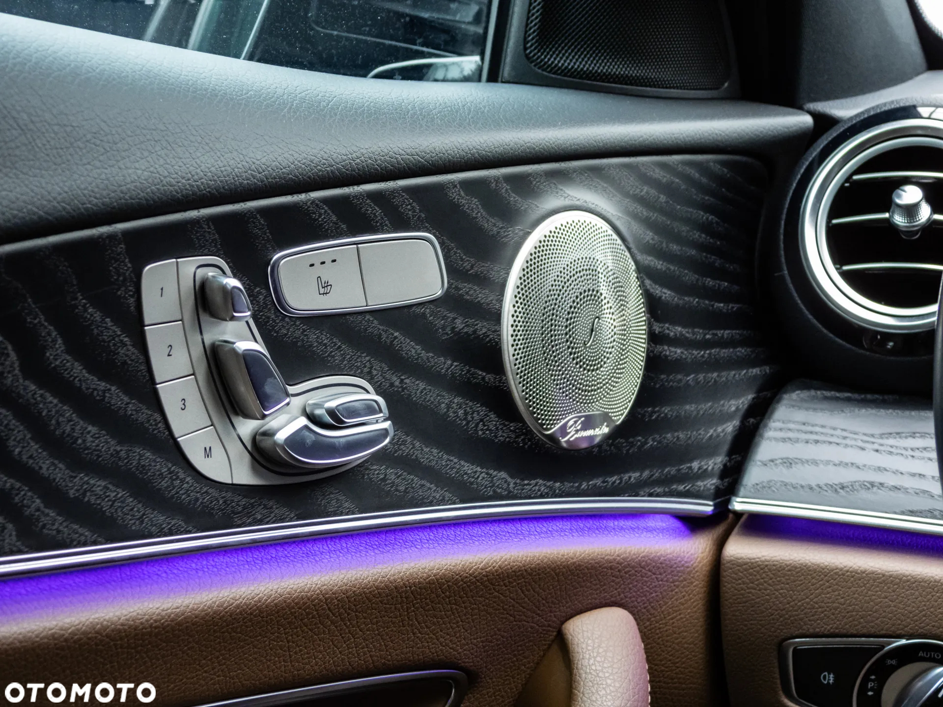 Mercedes-Benz Klasa E 220 d 4-Matic All-Terrain Avantgarde - 28