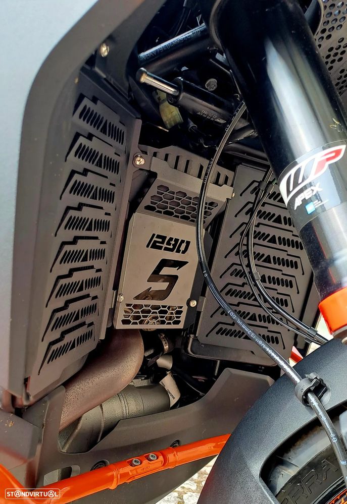KTM 1290 Super Adventure S TECH PACK - 22