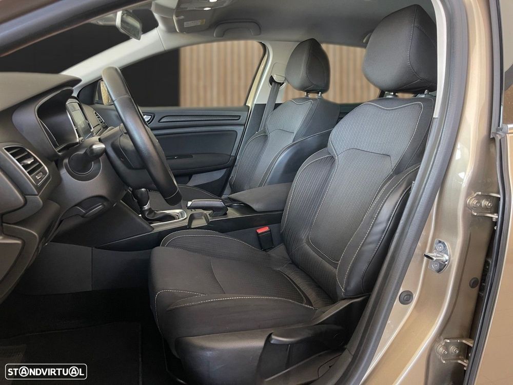 Renault Mégane Sport Tourer 1.5 dCi Limited EDC - 6