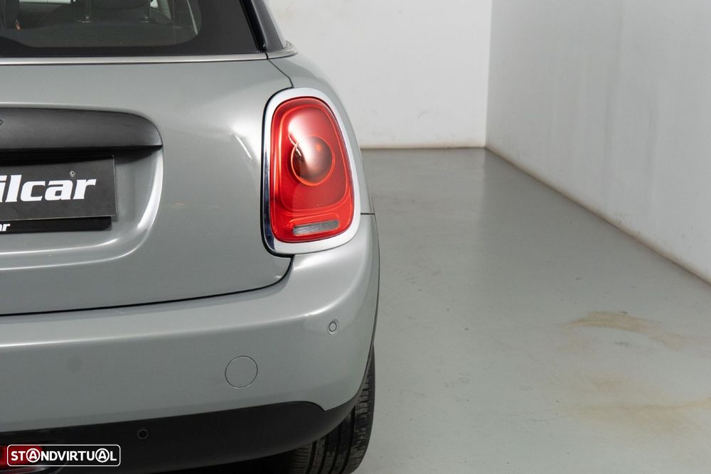 MINI 5 Portas One D - 17