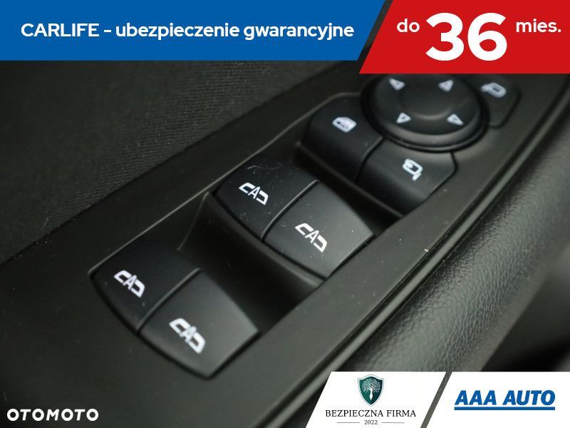 Opel Insignia - 19