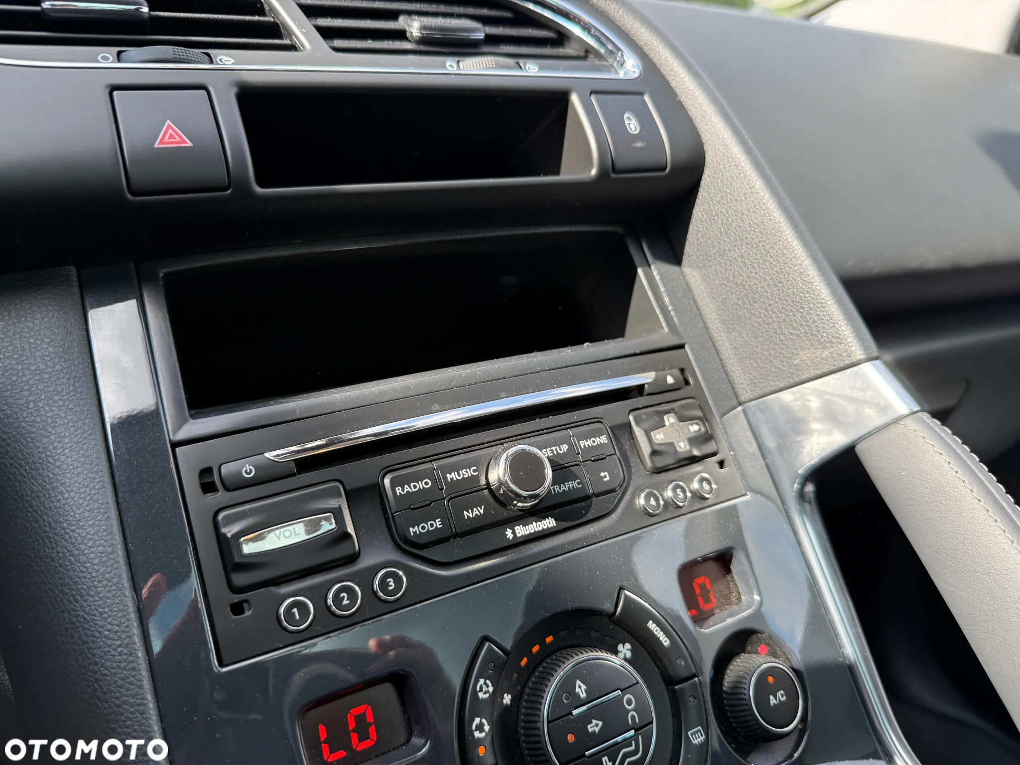Peugeot 3008 e-HDi 115 ETG6 Stop&Start Active - 31