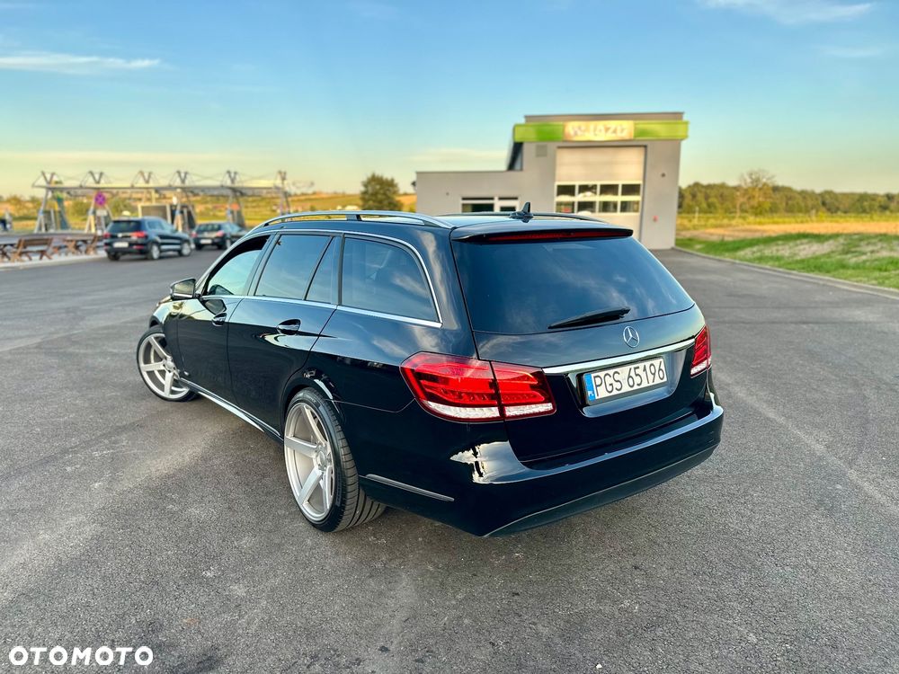 Mercedes-Benz Klasa E 300 BlueTEC 7G-TRONIC - 14