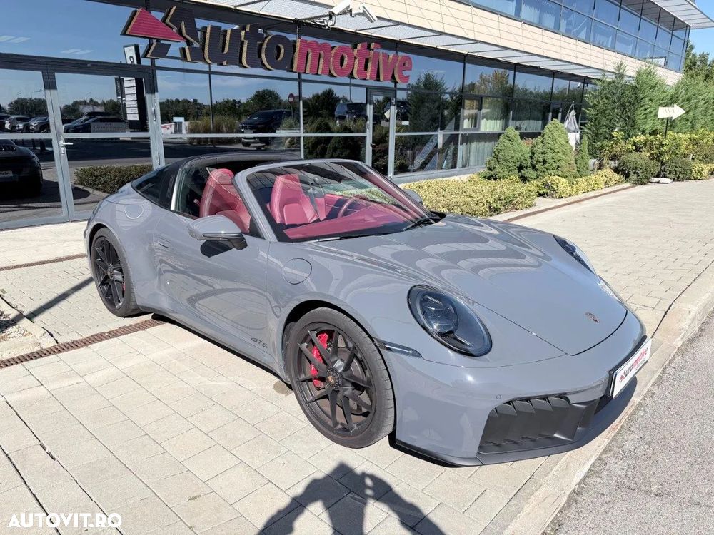 Porsche 911 Targa 4 GTS PDK - 14