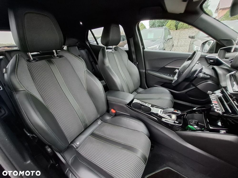 Peugeot 2008 1.5 BlueHDi GT Line S&S EAT8 - 23