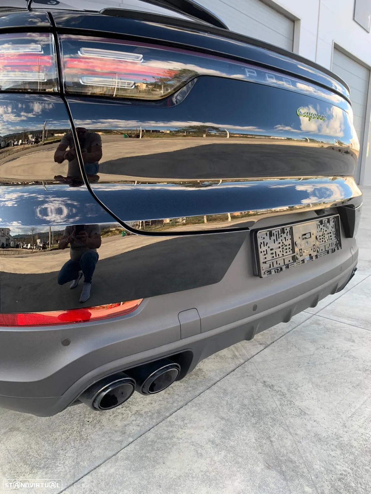 Porsche Cayenne Coupé E-Hybrid Platinum Edition - 27