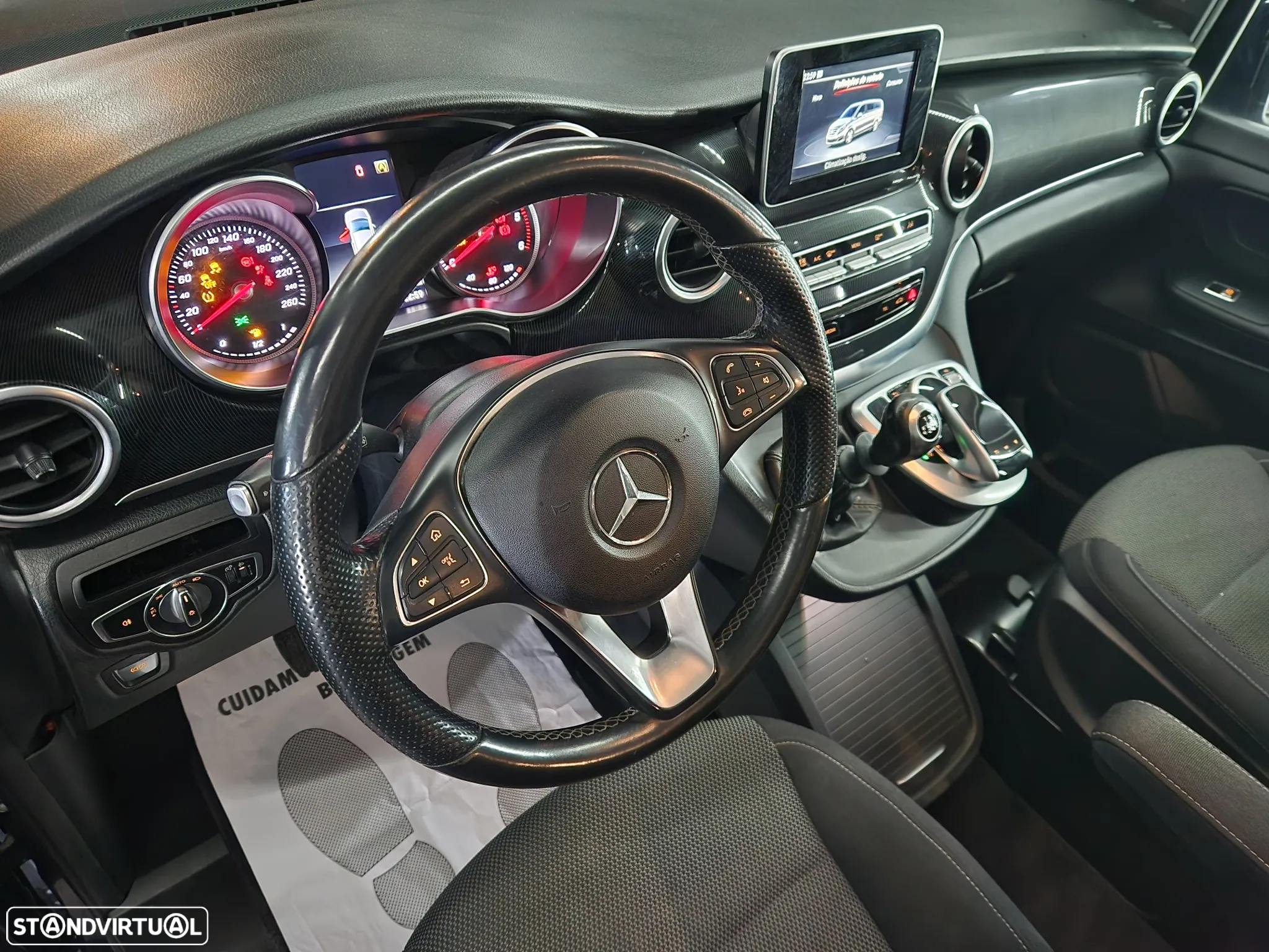 Mercedes-Benz V 220 - 6