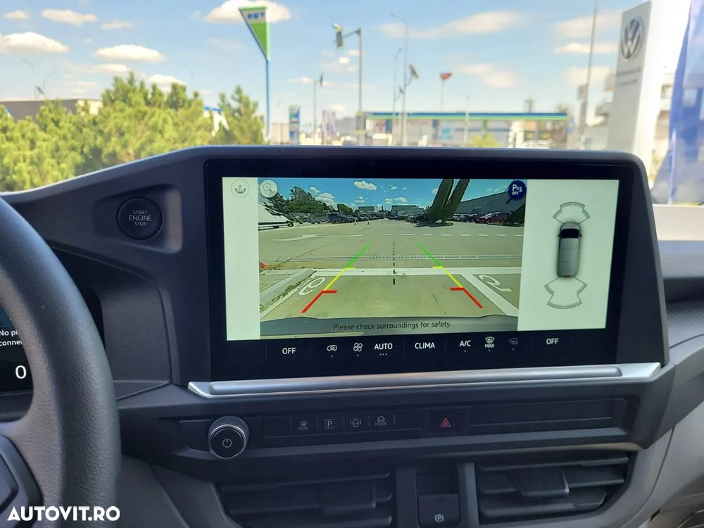 Volkswagen T7 Furgon Plus - 6 locuri - Eurovan - 12