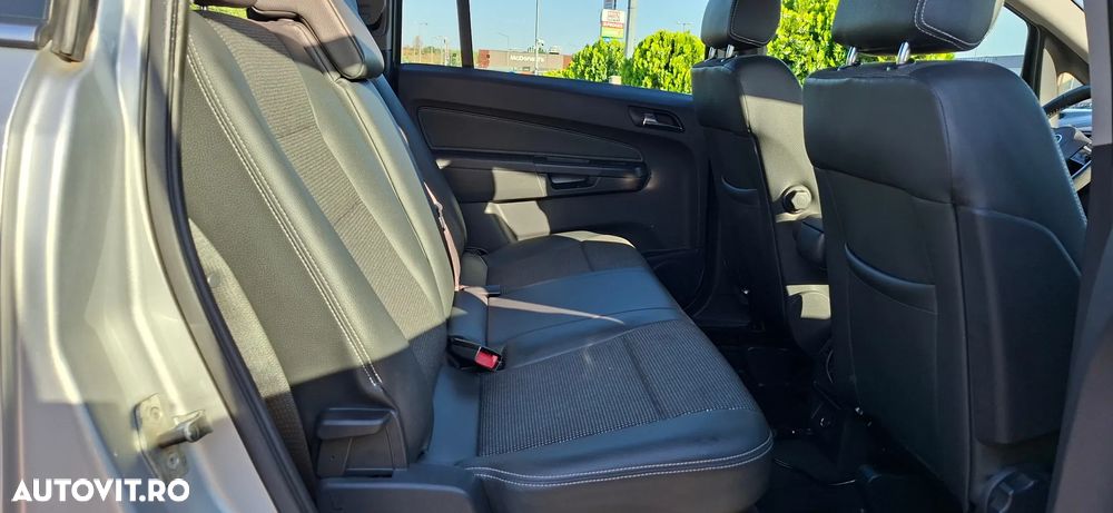 Opel Zafira 1.7 CDTI Cosmo - 26