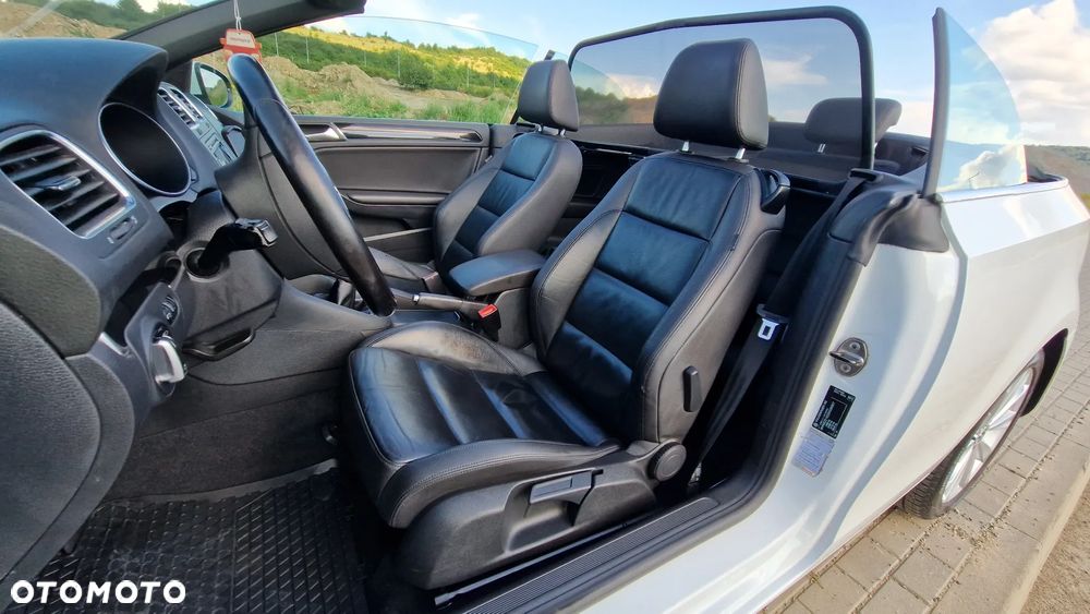 Volkswagen Golf Cabrio 2.0 TDI BlueMotion Technology - 12