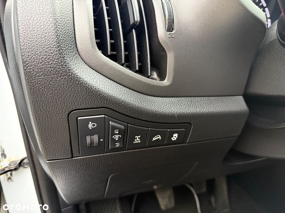 Kia Sportage 2.0 CRDI XL AWD - 22