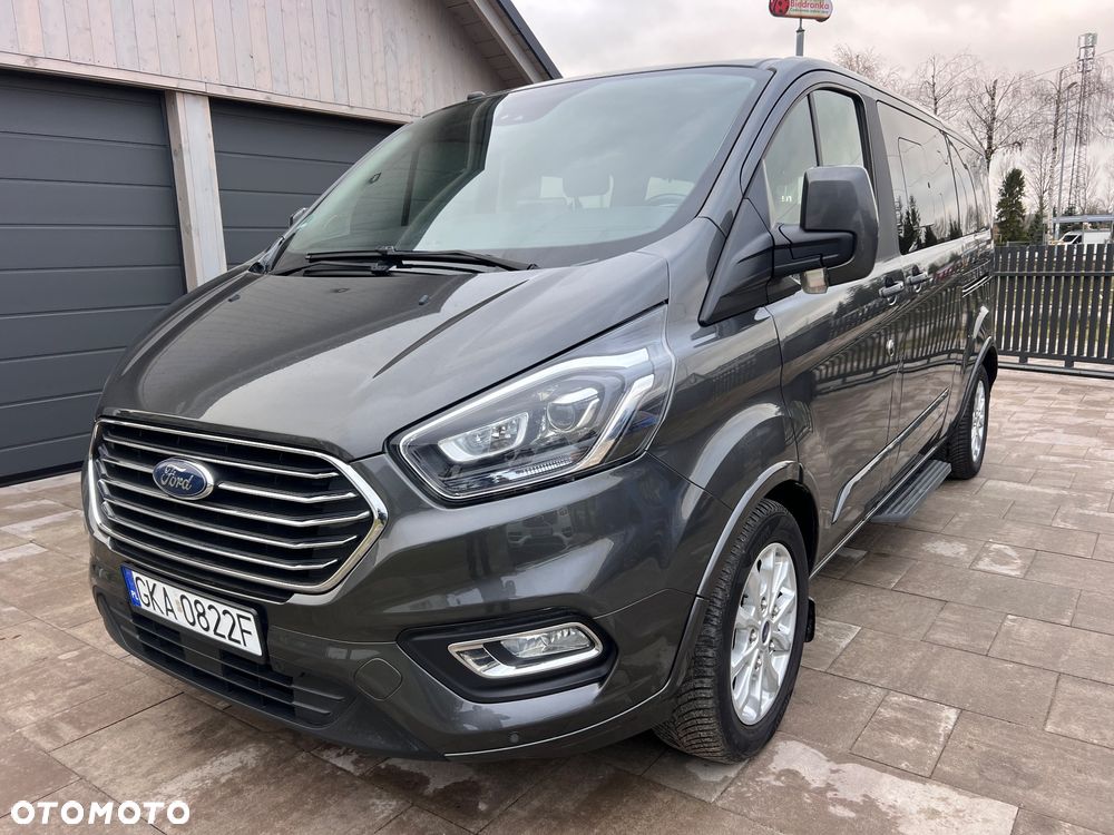 Ford Tourneo Custom 2.0 EcoBlue L2 Titanium - 36