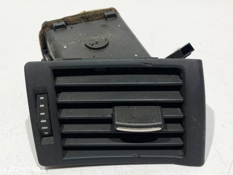 Grila ventilatie dreapta fata Audi A4 (2004-2008) [8EC, B7] 8E0820902F - 1