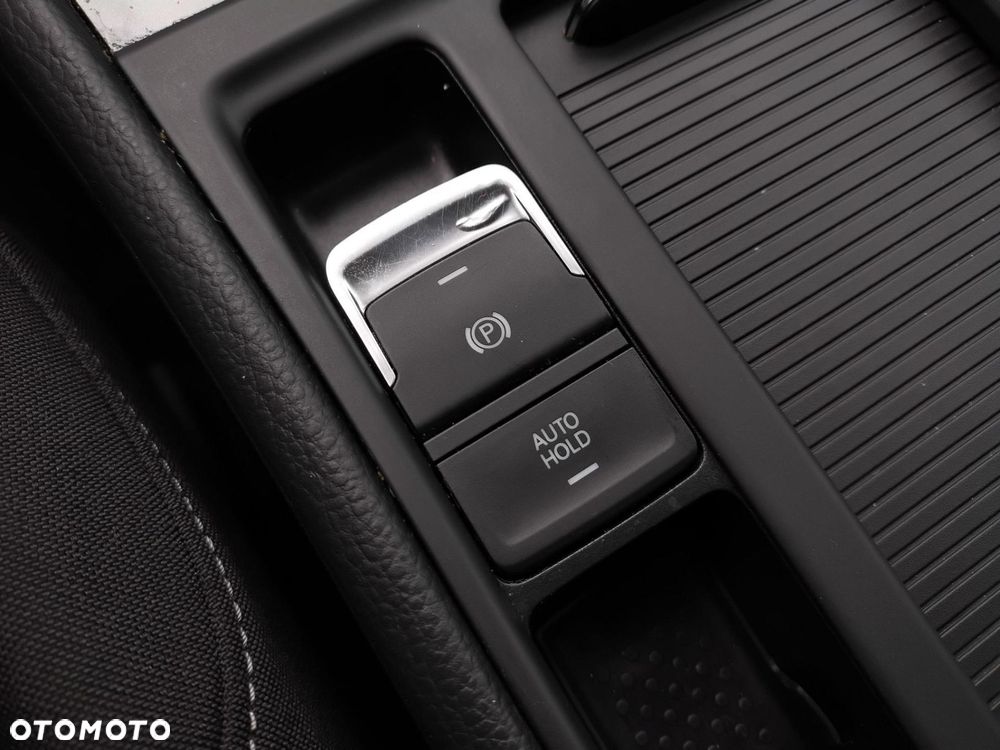 Volkswagen Golf - 19