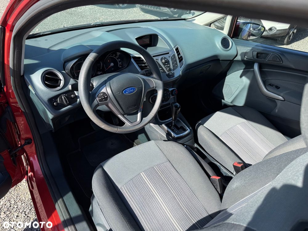 Ford Fiesta 1.4 Autom Ghia - 16