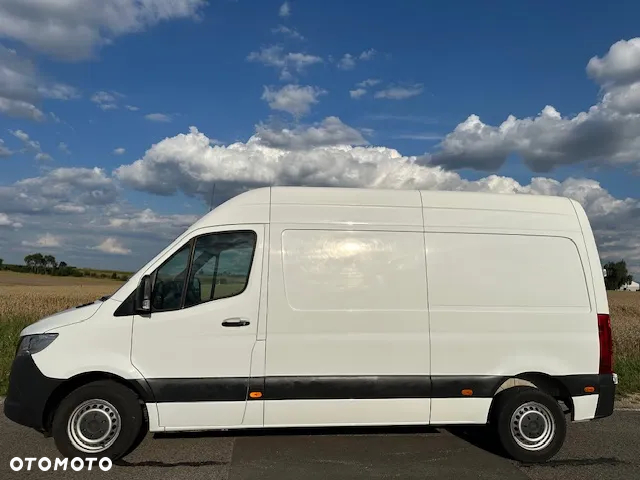 Mercedes-Benz Sprinter - 15