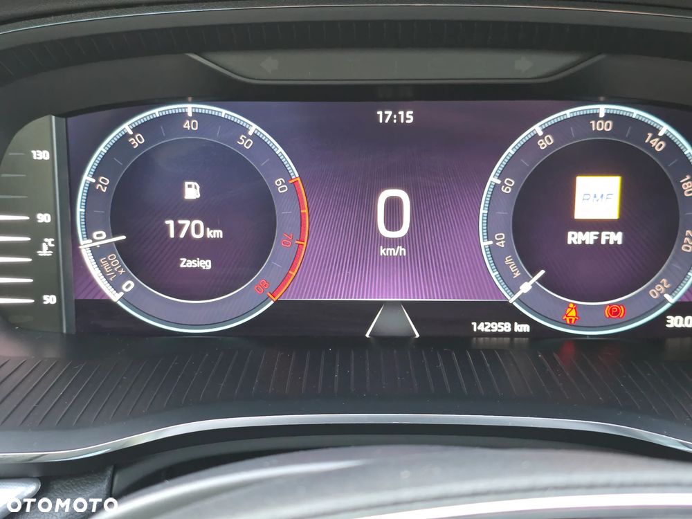 Skoda Octavia 1.5 TSI ACT Sportline - 9