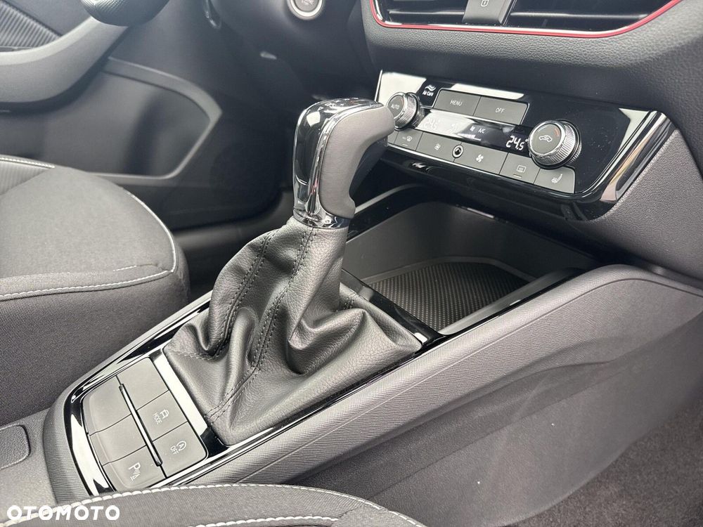 Skoda Kamiq 1.0 TSI Monte Carlo DSG - 24