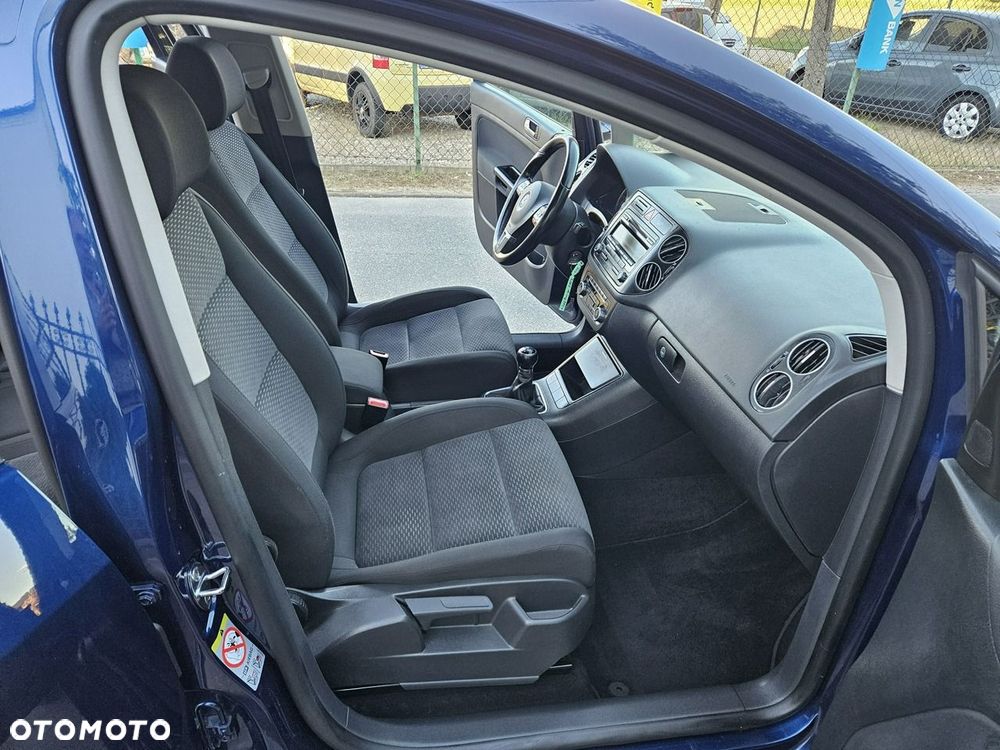Volkswagen Golf Plus - 10