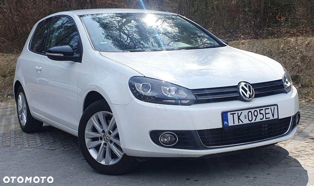 Volkswagen Golf - 1