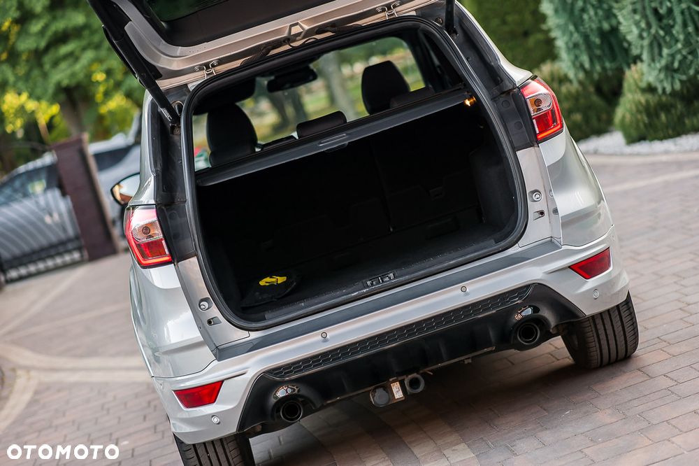 Ford Kuga 2.0 TDCi FWD ST-Line - 10