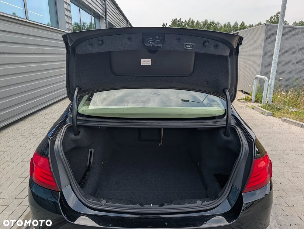 BMW Seria 5 520d Modern Line - 15