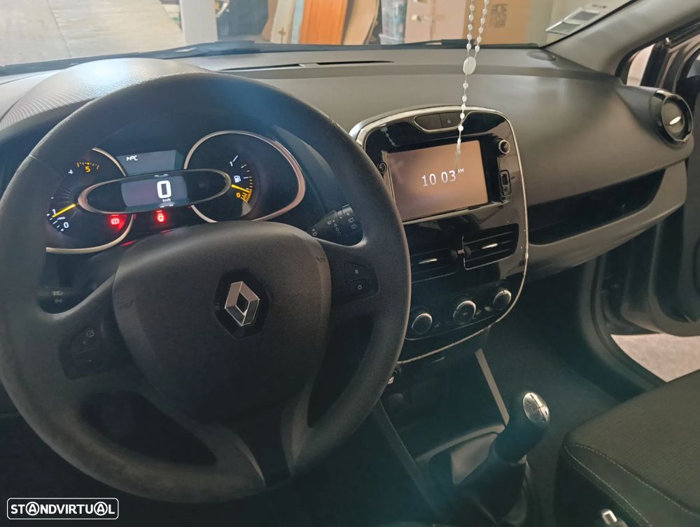 Renault Clio Sport Tourer 1.5 dCi - 6