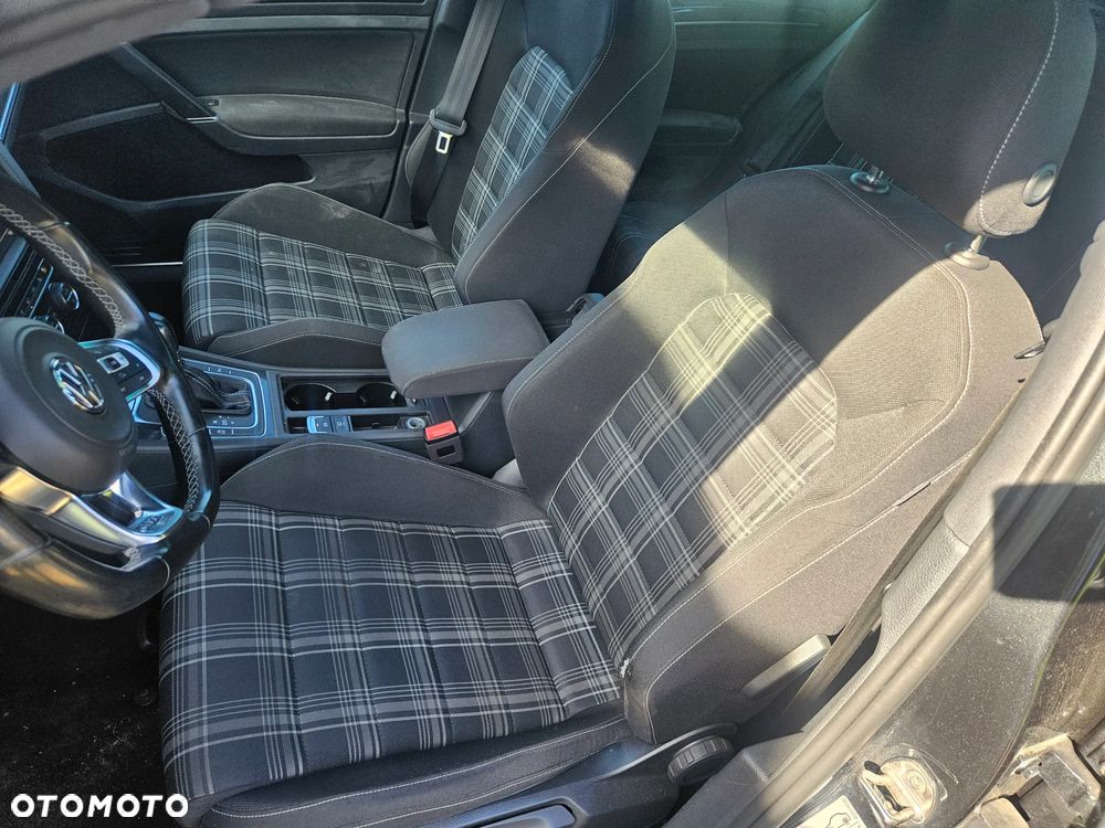 Volkswagen Golf Variant GTD (BlueMotion Technology) DSG - 16