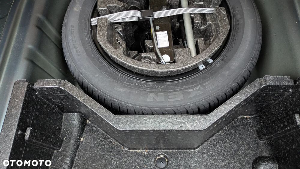 Skoda RAPID 1.2 TSI Ambition - 16