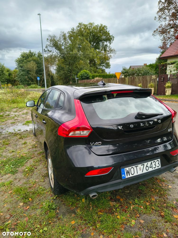 Volvo V40 D3 Base - 4
