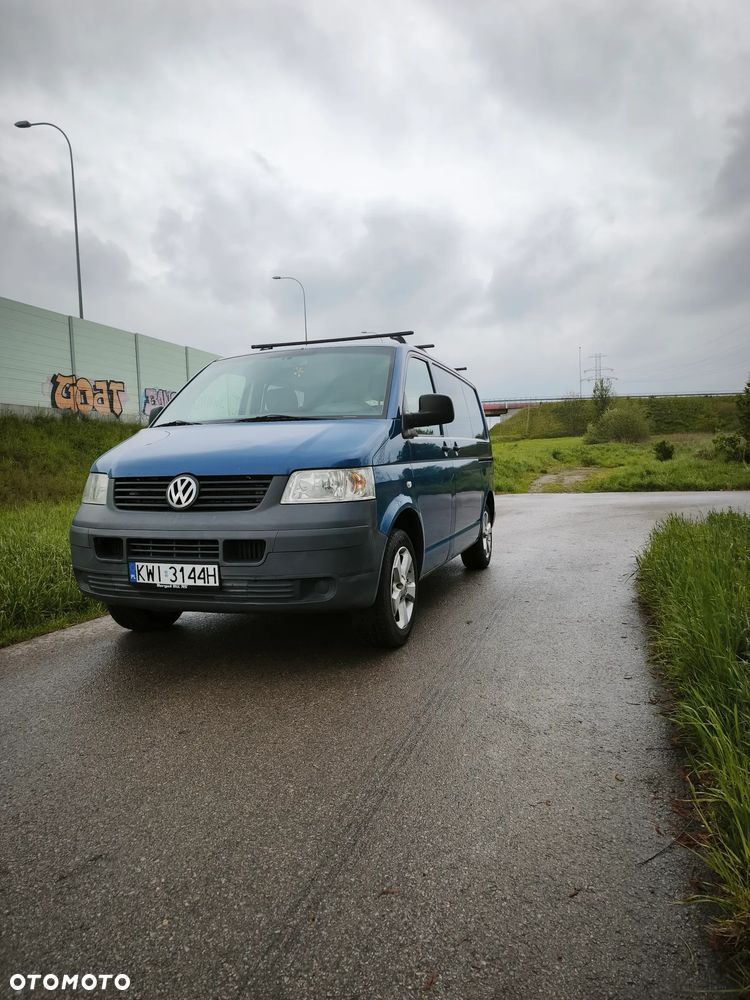Volkswagen Transporter T5 - 2