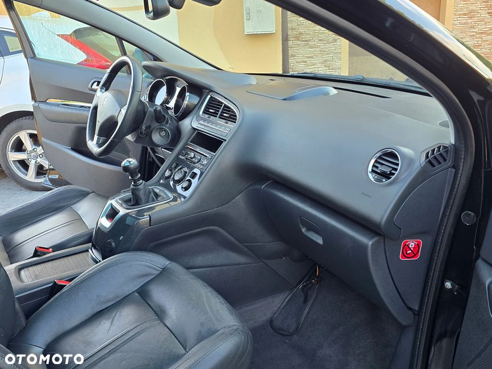 Peugeot 5008 HDI 150 Allure - 30
