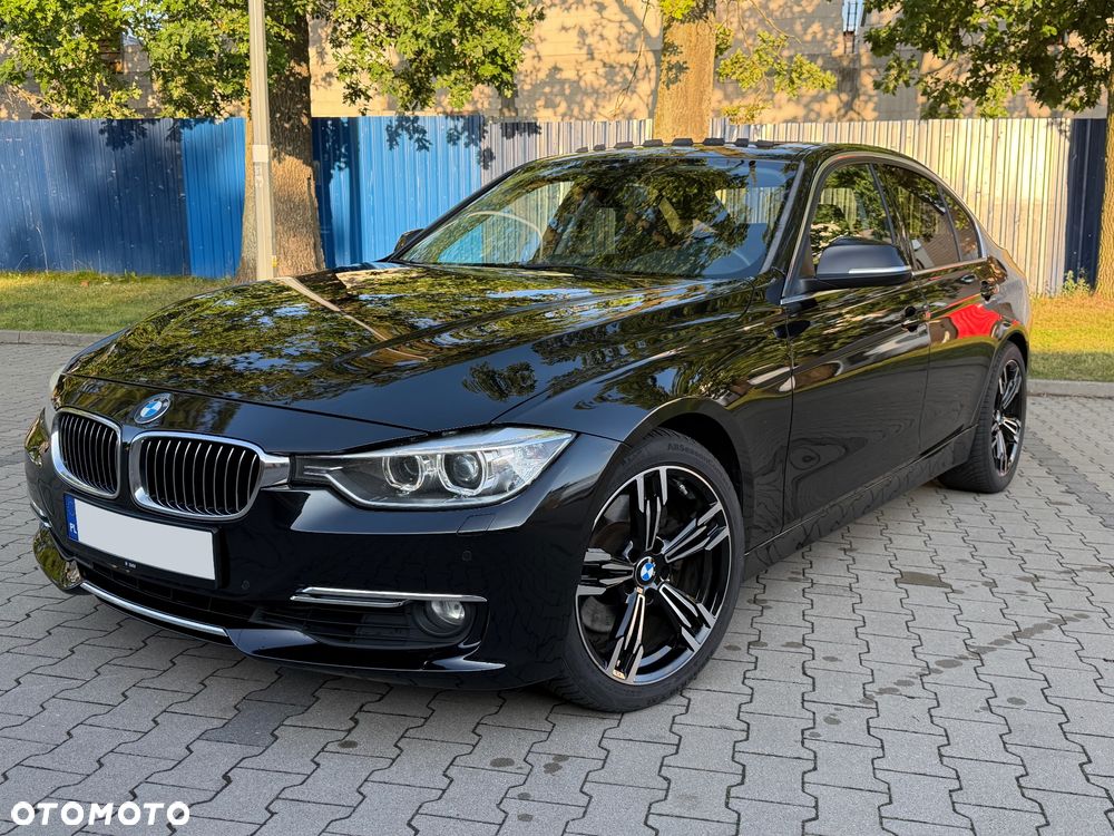 BMW Seria 3 330d Sport-Aut Luxury Line - 7