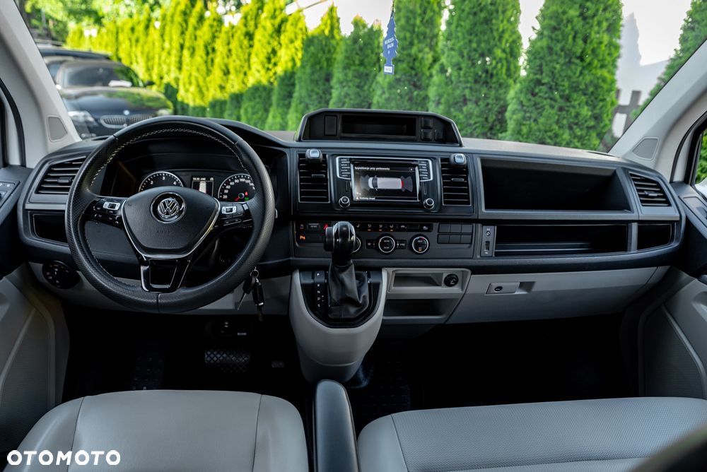 Volkswagen Caravelle 2.0 TDI L2 Trendline DSG - 26