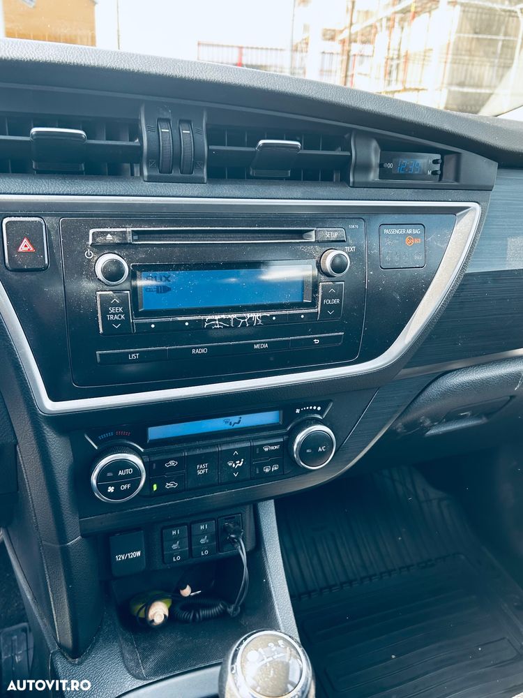 Toyota Auris 1.33 Dual VVT-i Terra - 10