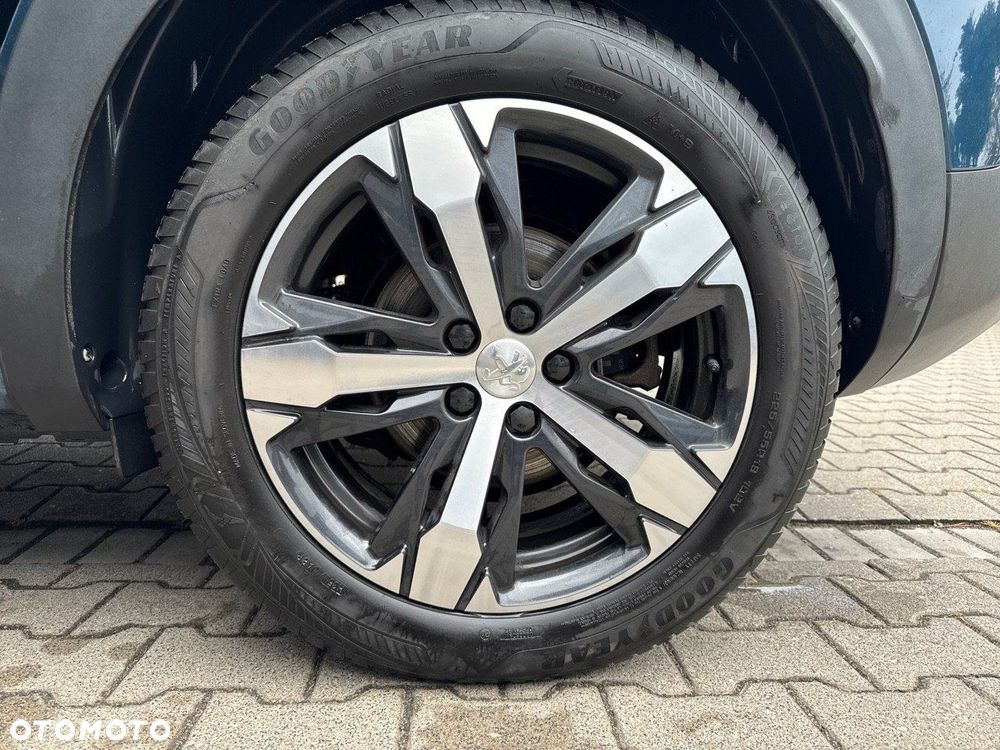 Peugeot 3008 1.2 PureTech Allure Pack S&S EAT8 - 11
