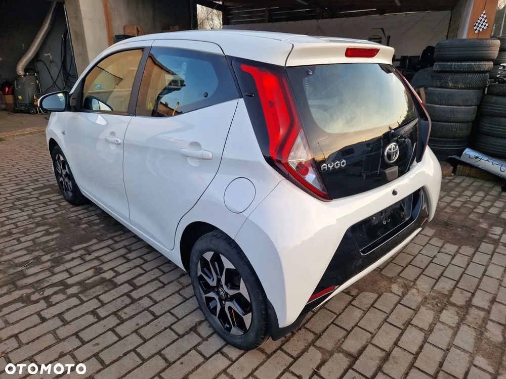 Toyota Aygo - 12