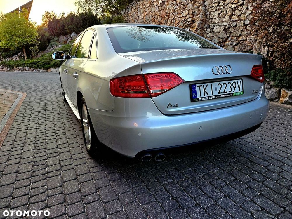 Audi A4 Limousine - 6