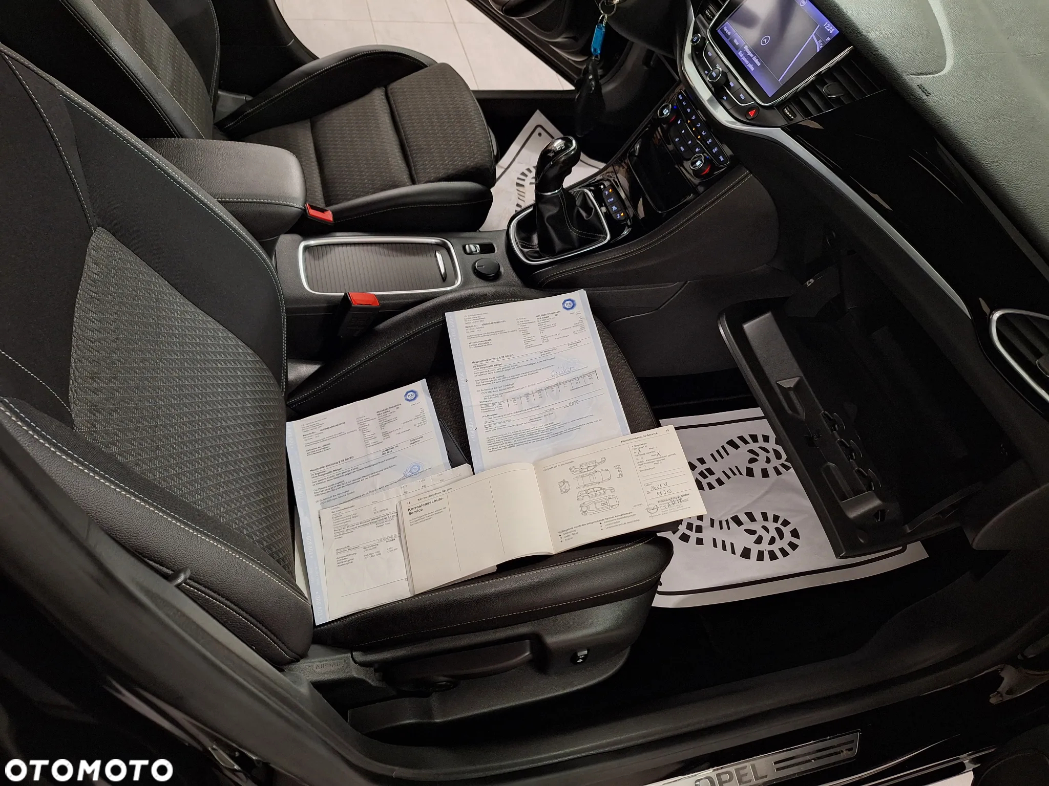 Opel Astra 1.4 Turbo Business - 38