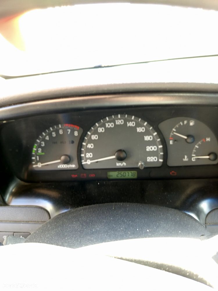 Chevrolet Rezzo 1.6 16V SX / Comfort - 11