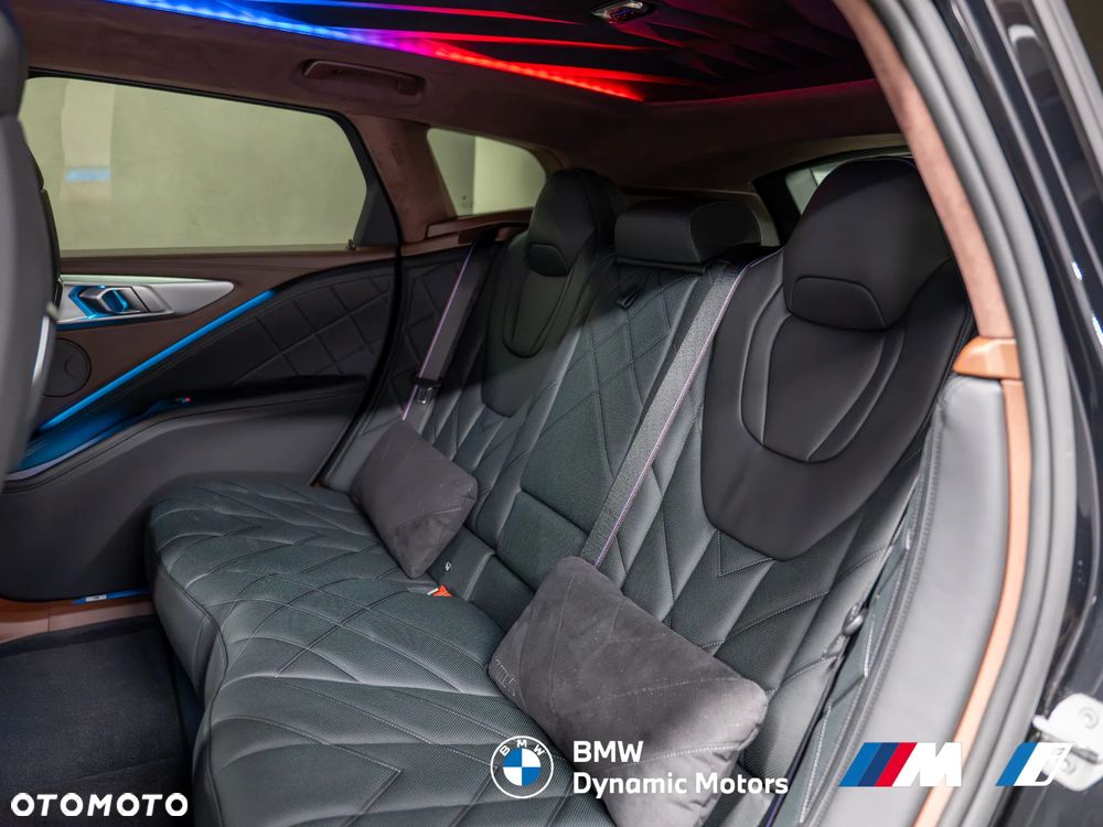 BMW XM 50e PHEV sport - 27