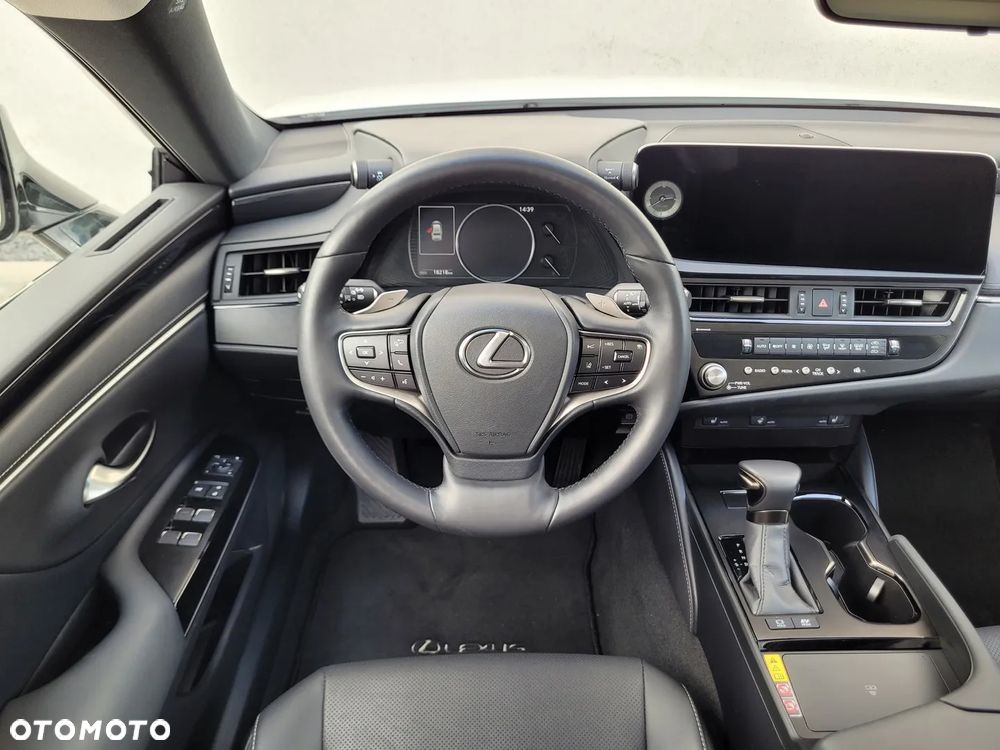 Lexus ES 300h Business Edition - 20