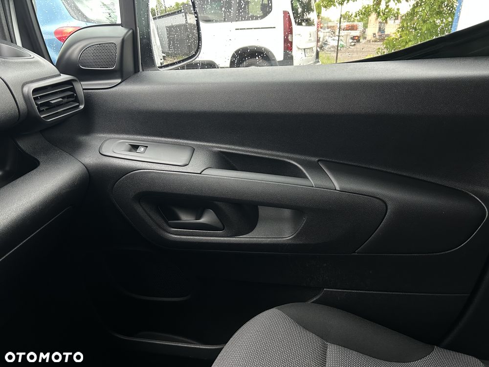 Opel Combo - 19