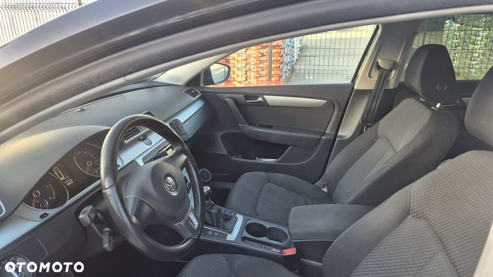 Volkswagen Passat 2.0 TDI Comfortline CityLine - 9