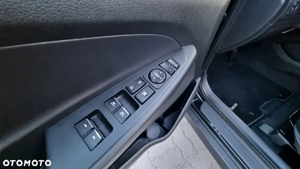 Hyundai Tucson blue 1.6 CRDi 2WD DCT Premium - 35