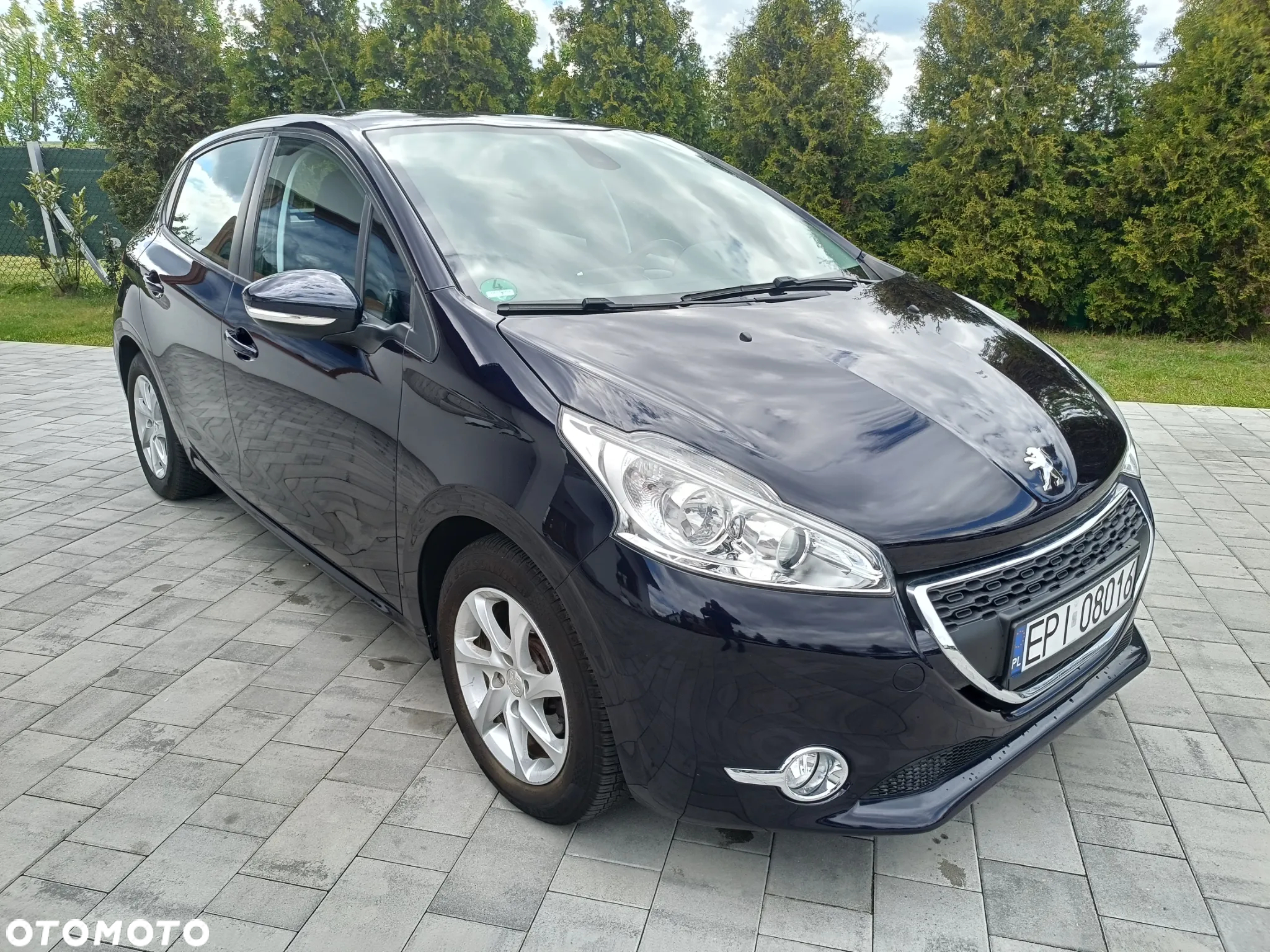 Peugeot 208 - 2