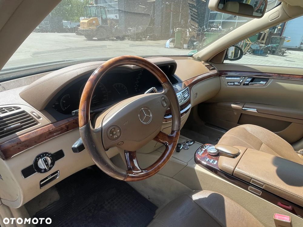 Mercedes Benz W221 LONG FOTELE BOCZKI 204 Skóra - kolor brązowy - 18